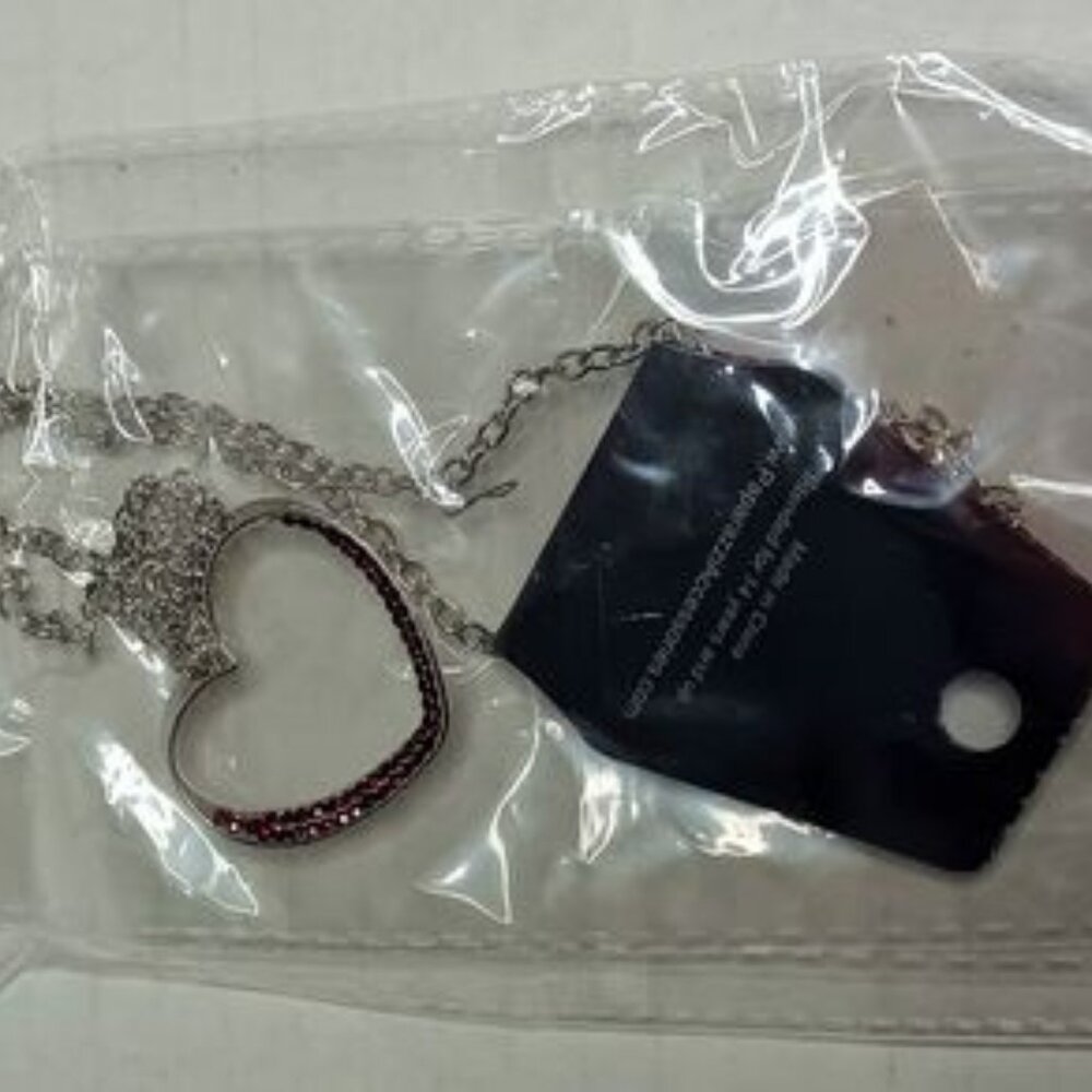 NEW Paparrazzi Bighearted Red Necklace & Earrings